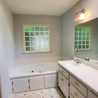 bathroom with refinished walls